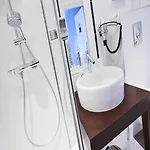 Western Centre Gare Hotel 4*