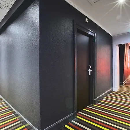 Western Centre Gare 4*