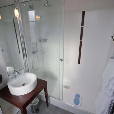 Western Centre Gare Hotell 4*