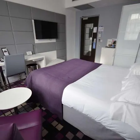Western Centre Gare Hotell 4*