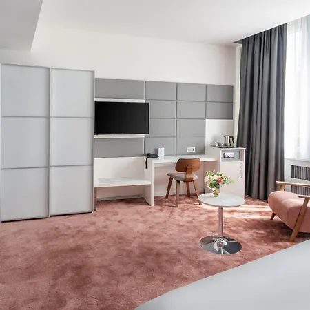 Western Centre Gare 4*