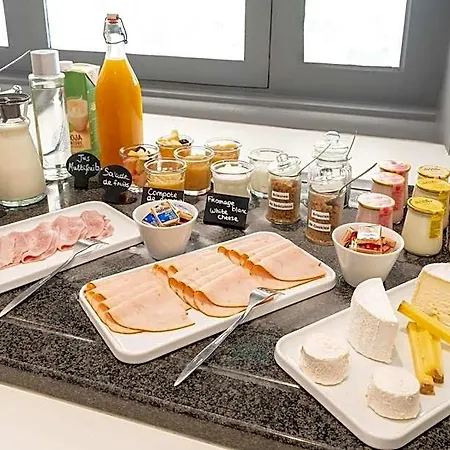 Western Centre Gare Hotel 4*