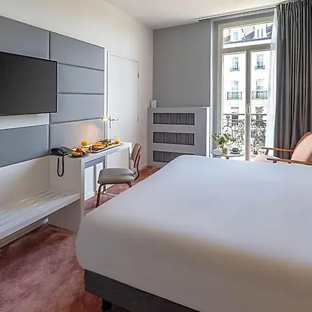 Western Centre Gare Hotel 4*