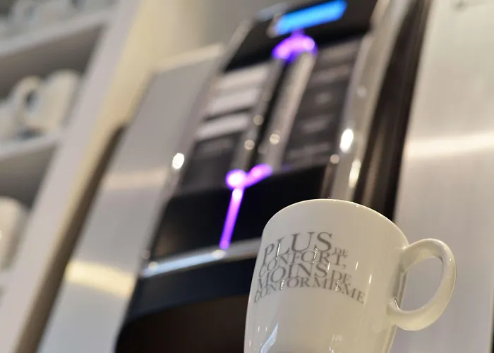 Hotel Western Centre Gare 4*