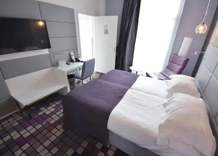 Western Centre Gare 4*