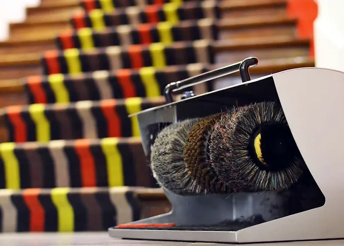 Western Centre Gare Hotell 4*