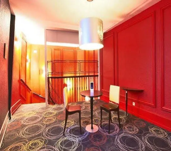 Western Centre Gare Hotel 4*