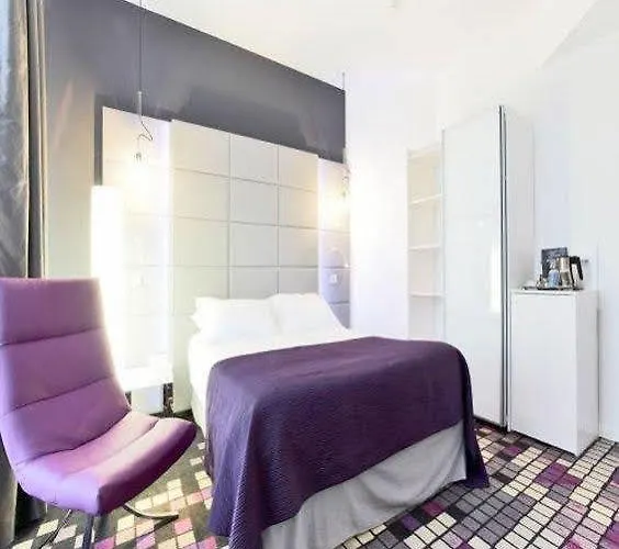 Western Centre Gare 4*